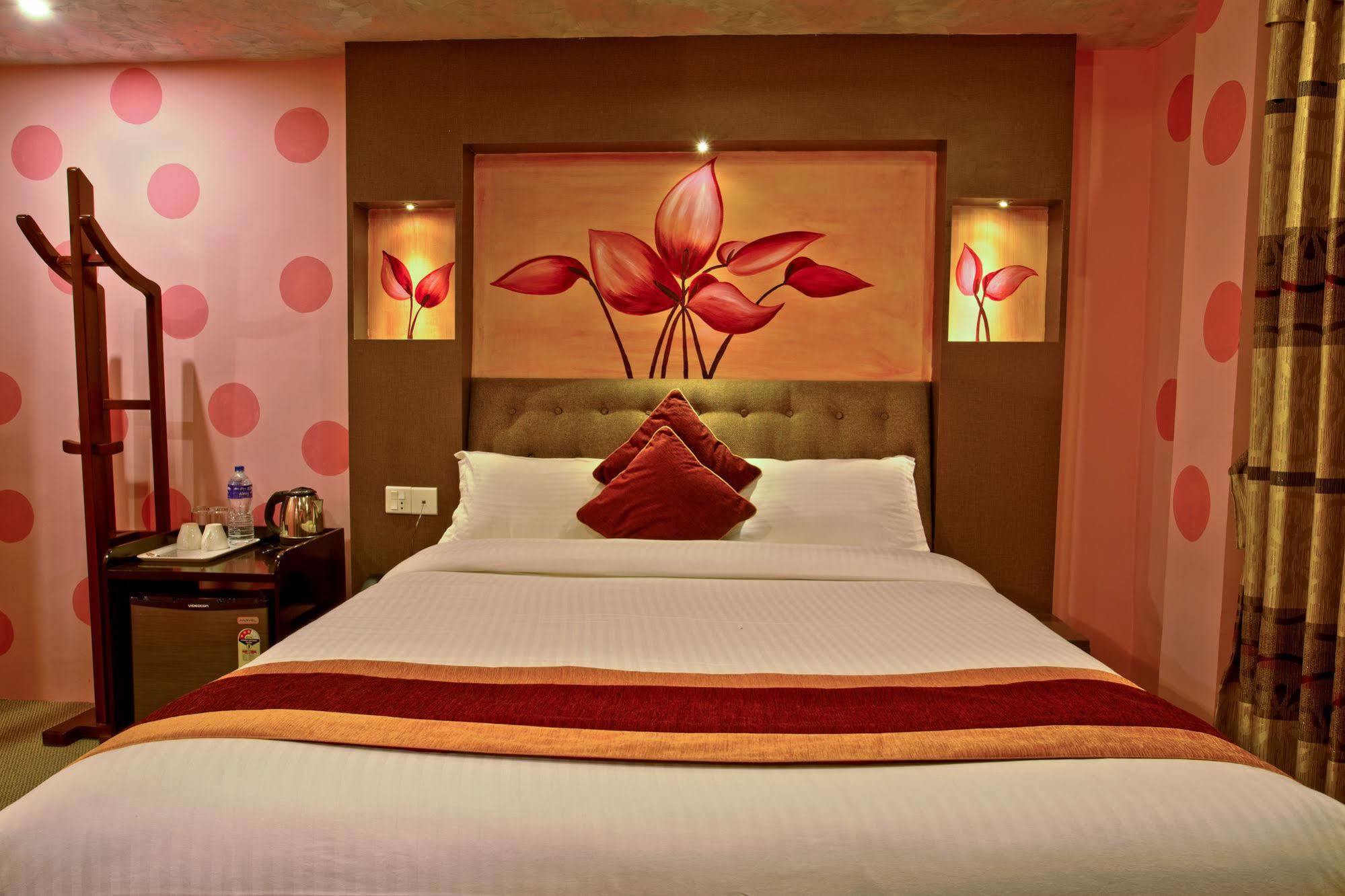 Hotel Nepal Tara Káthmándú Exteriér fotografie