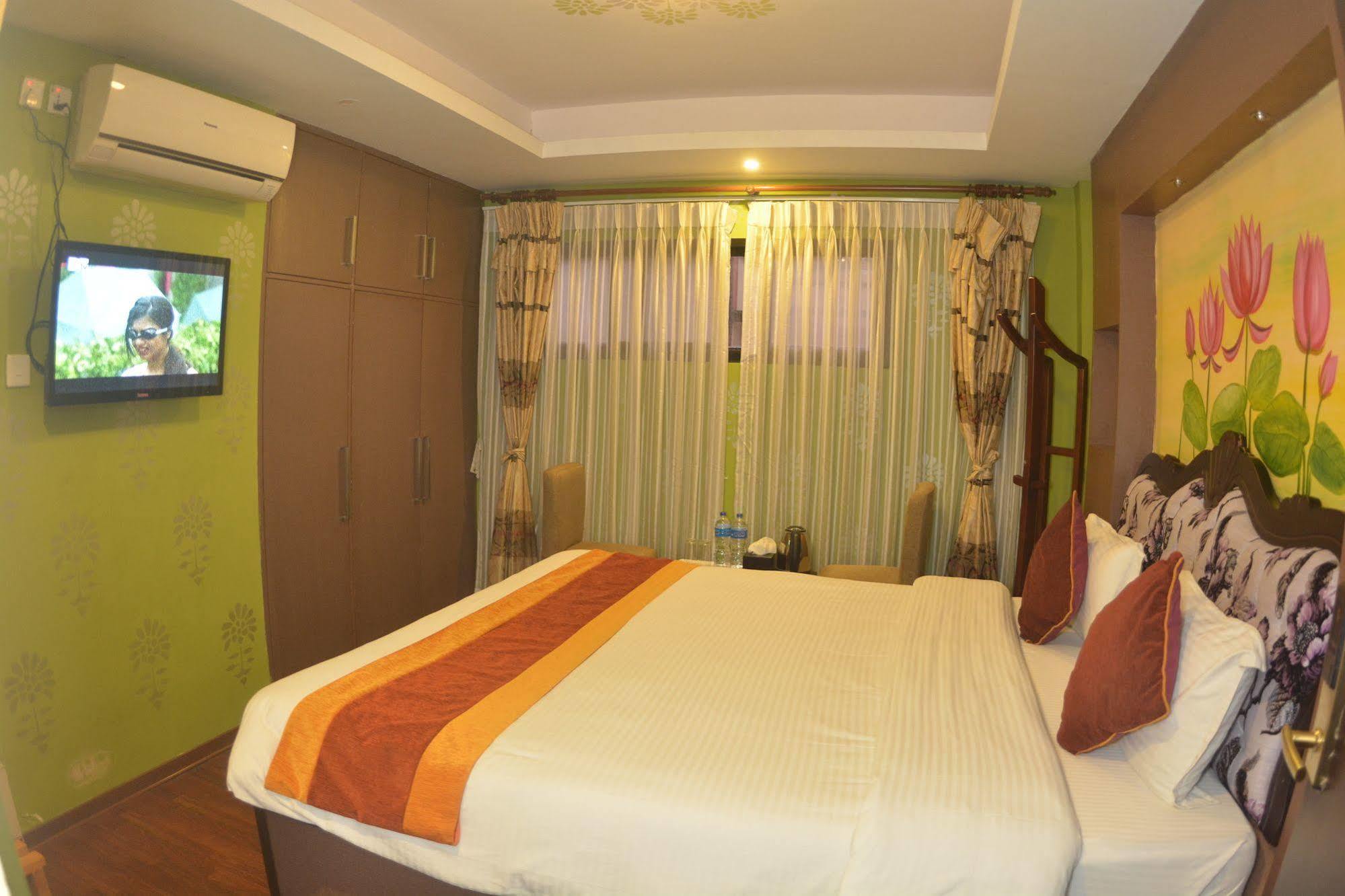 Hotel Nepal Tara Káthmándú Exteriér fotografie